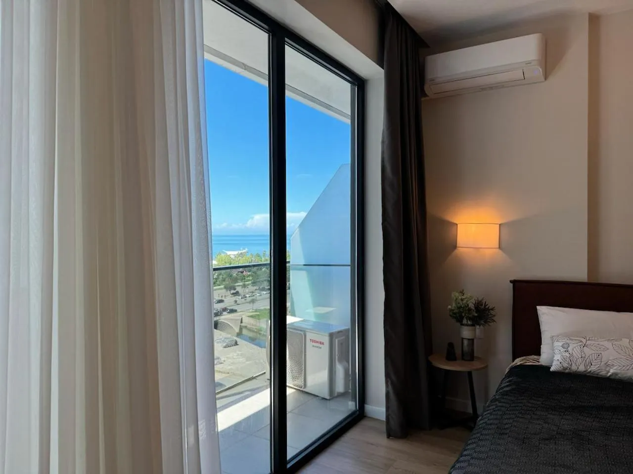 Modern Studio, Park & Sea View Batumi